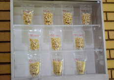 Shelled nuts are sorted into various styles according to standards set by the World Macadamia Organization. Combinations of these are also packed according to client specifications.